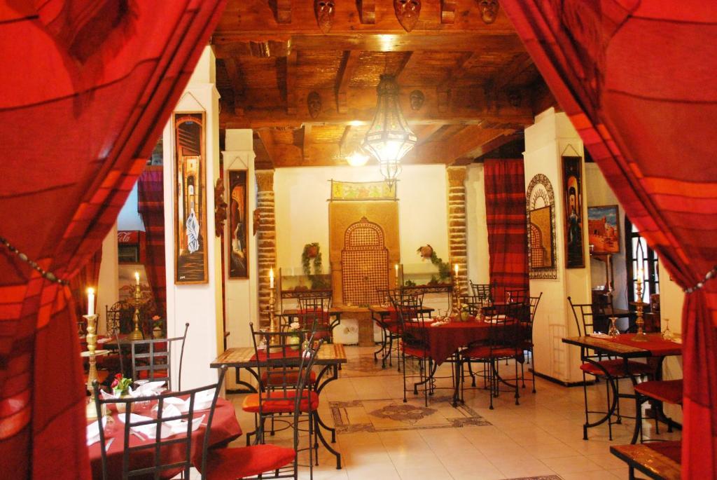 Caverne D'Ali Baba Ес-Сувейра Екстер'єр фото